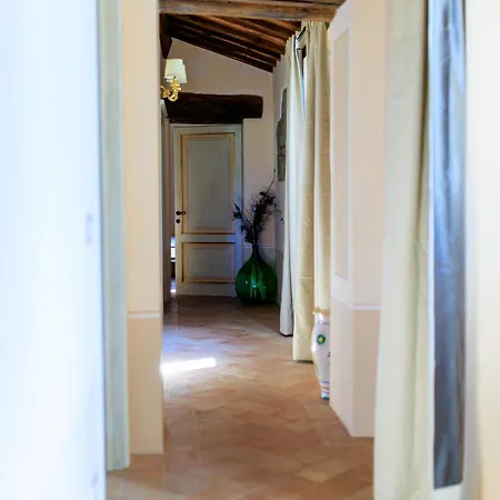 ヴィラ Casale Piandimeli